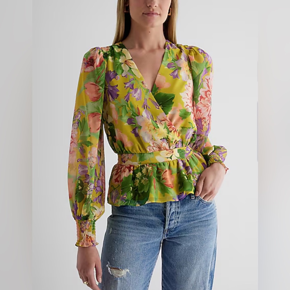 NWT Express Yellow Floral Peplum Blouse XS